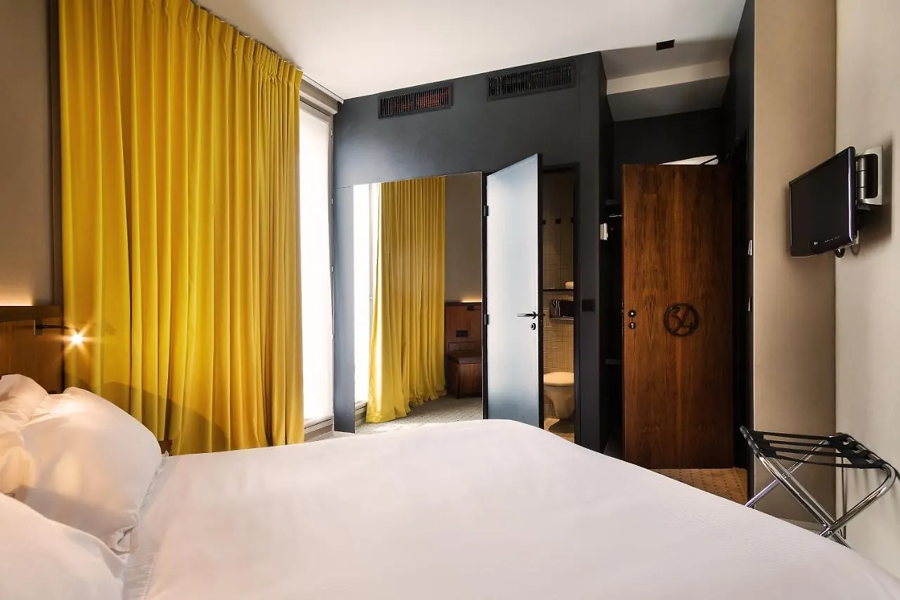 Chateaudun Opera Otel 3*