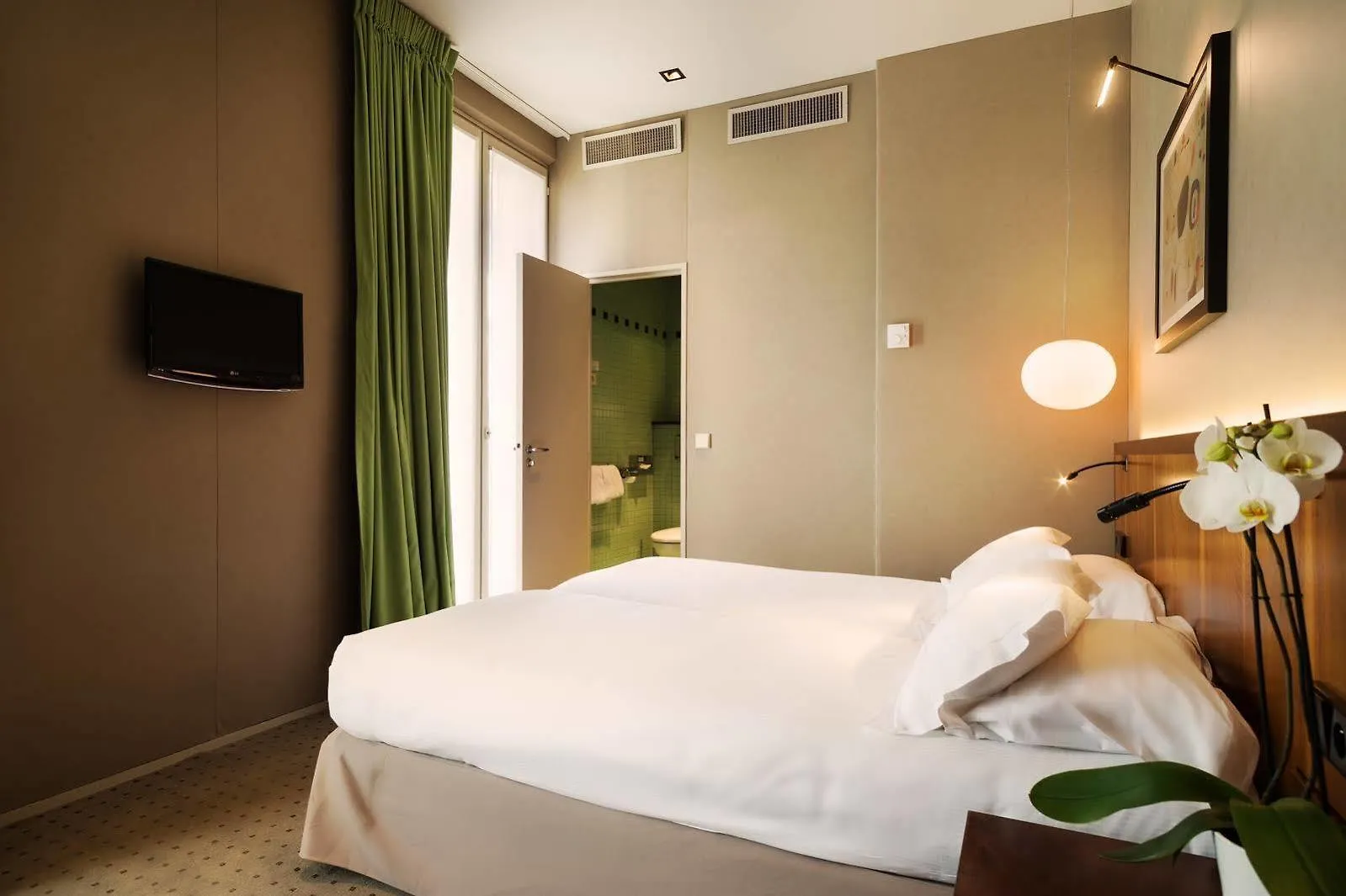 Otel Chateaudun Opera
