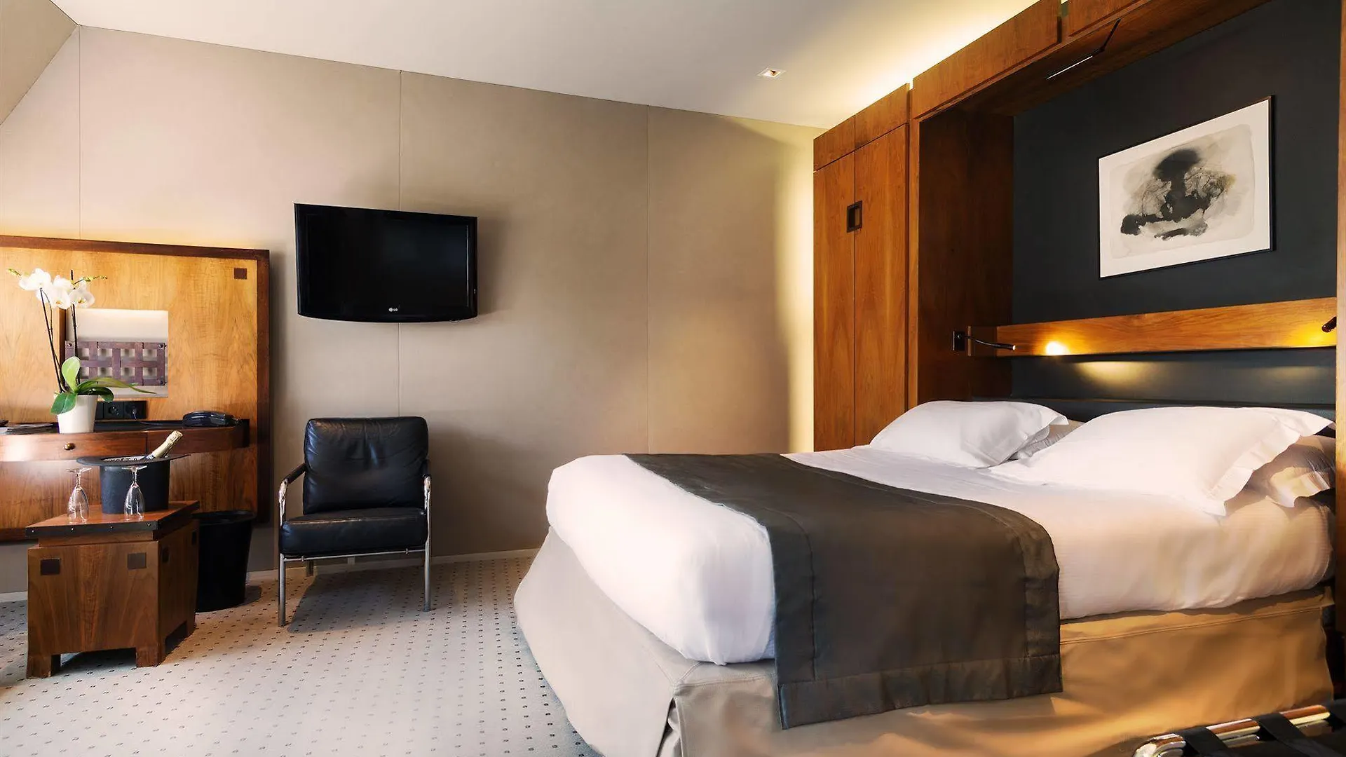 Otel Chateaudun Opera